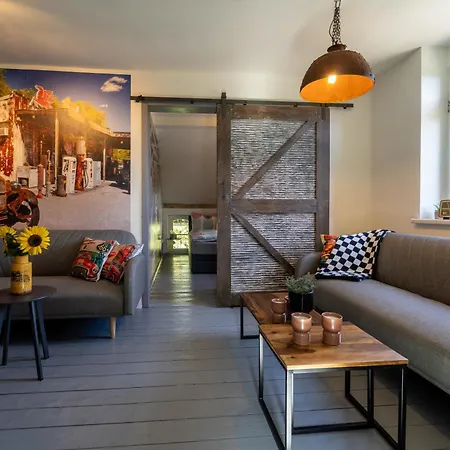 Amazing Amerika Im Bahnhof Appartamento Penig